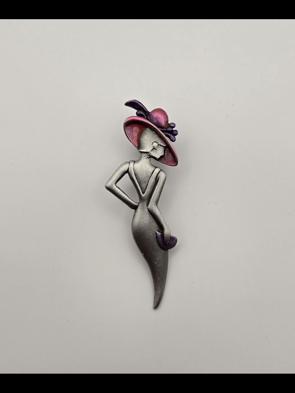 Vintage JJ Lady Brooch / Pin – Silver Tone with Pink & Purple Enamel Hat